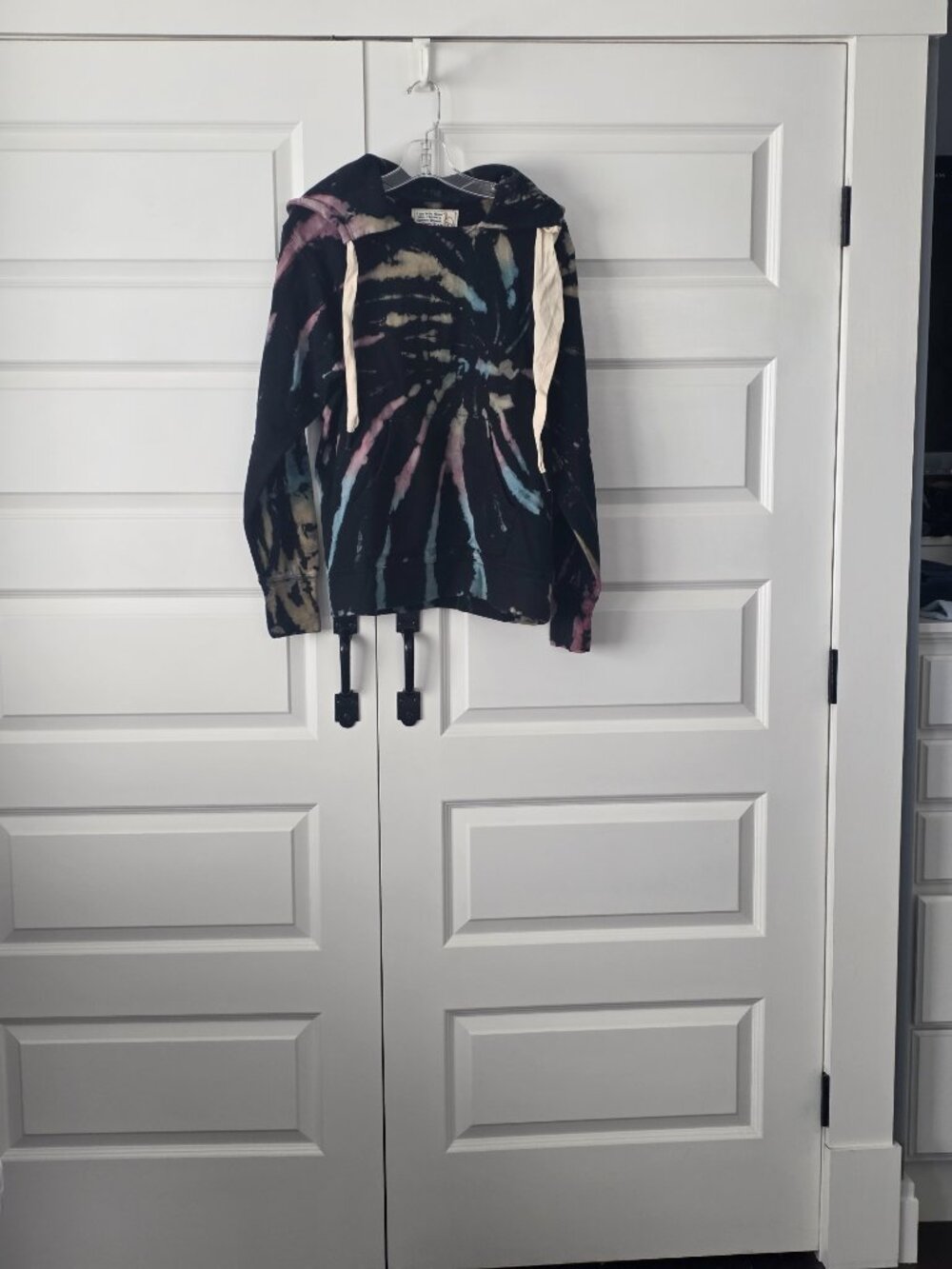NWT: Free People/ Sandrine Rose Black Rainbow Tie-Dye Reggae Sweatshirt, Small